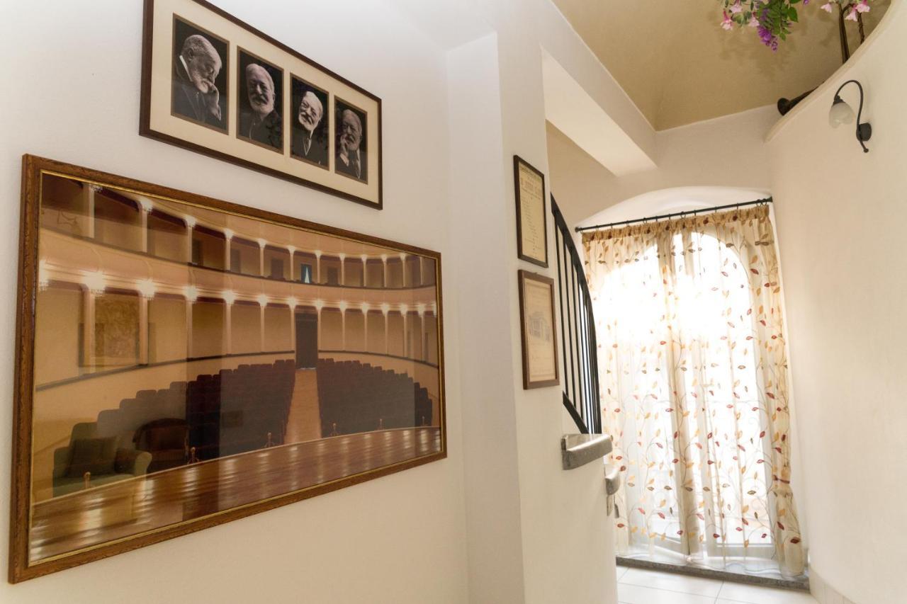 Le Dimore Al Vecchio Teatro Ortona Dış mekan fotoğraf